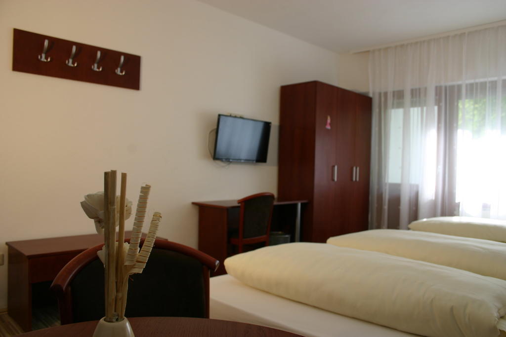 Apartment Traube Bad Urach Cameră foto